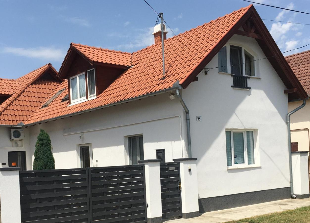 Bathory Apartments Hajdúszoboszló Eksteriør bilde